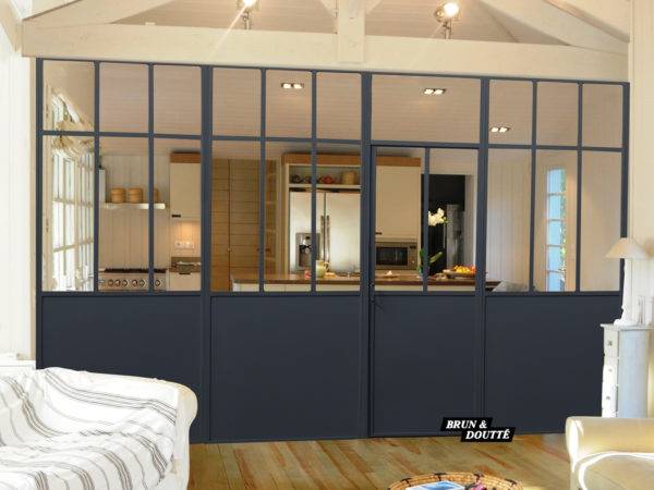 Les Menuiseries de Capeyron à Mérignac vous offrent un large choix de verrières en acier 