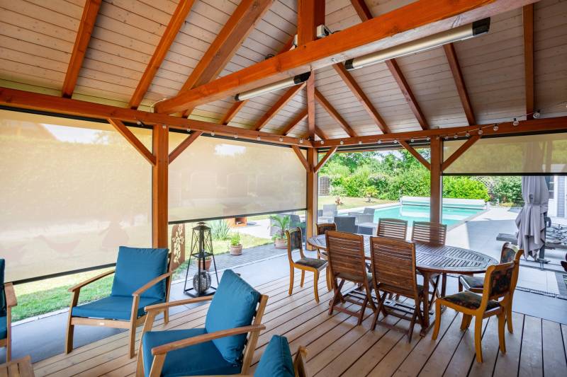 Screens extérieurs à Bordeaux et en Gironde : les solutions sur mesure des Menuiseries de Capeyron pour limiter la chaleur efficacement