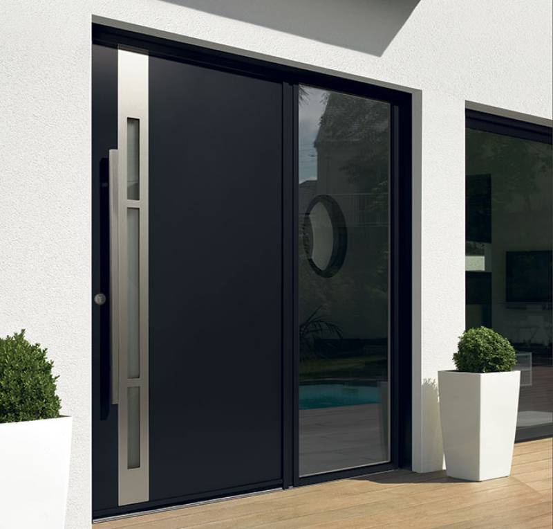 Trouver un artisan menuisier pour remplacer une porte d'entrée en bois à Mérignac, en Gironde